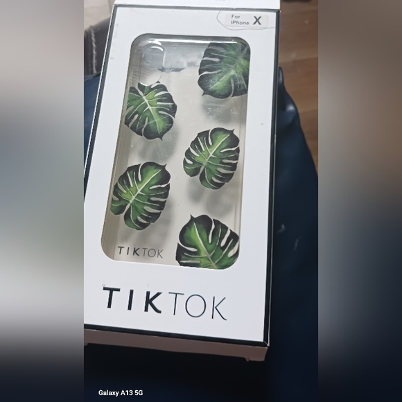 Tik Tok Banana Leaf Iphone X Case - Picture 3 of 5